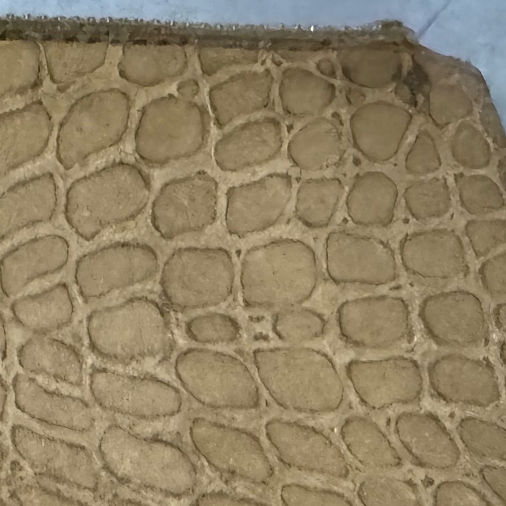 Miu Miu Tan Croc-Embossed Wallet - Picture 9 of 11